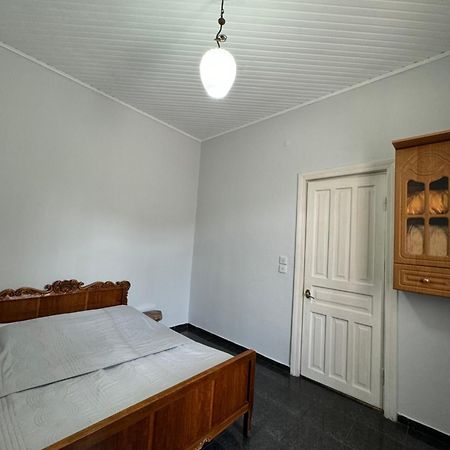 Host N1 Apartment Кутаиси Екстериор снимка